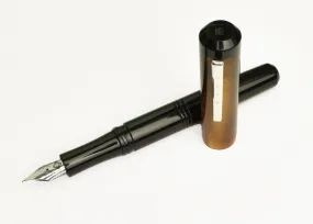 Model 31 Omnis Fountain Pen - Gold Rising